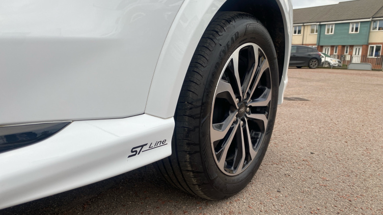 Ford Puma 1.0 EcoBoost Hybrid mHEV ST-Line 5dr Petrol Hatchback